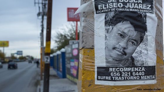 In Mexiko verschwinden jedes Jahr tausende Menschen spurlos. In Ciudad Juarez hängen deswegen Suchplakate an jedem Laternenmast. Foto: Adveniat/Escher.