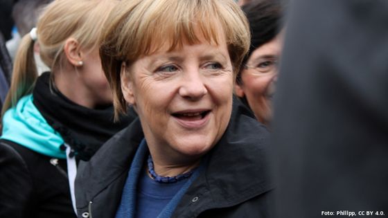  Mit Blick auf die ablehnende Haltung des neuen US-Präsidenten Donald Trump gegenüber Freihandelszonen versweist Kanzlerin Angela Merkel auf Alternativen wie den Mercosur-Ländern. Foto: Philipp, CC BY 4.0.