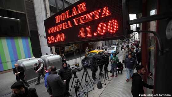 In Argentinien ist die Sorge vor einem wirtschaftlichen Zusammenbruch groß. Foto: picture-alliance/C. Santisteban