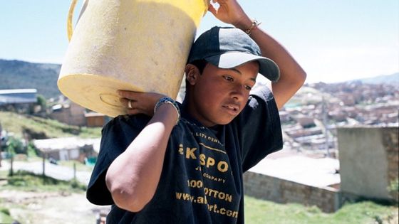 200 Kinder mussten auf Reisplantagen oder auf Kartoffel- und Maisfeldern arbeiten und die landwirtschaftlichen Produkte und Handwerksartikel verkaufen. Foto: Adveniat/Escher
