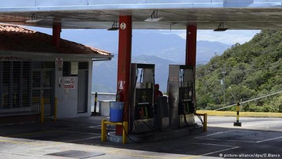 Tankstelle in Venezuela. Foto: picture-alliance/dpa/D.Blanco