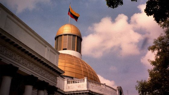 Parlamentsgebäude in Caracas - die Nationalversmmlung ist quasi entmachtet, Oppositionelle sind immer mehr in Gefahr. Foto: Jasperdo, CC BY-NC-ND 2.0