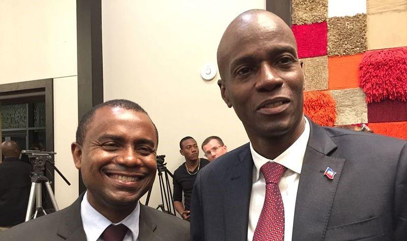 Jovenel Moise (rechts) bei seiner Amtseinführung als Präsident von Haiti am 7. Februar 2017. Foto: Wikimedia, VOA Creole Service, CCO1.0