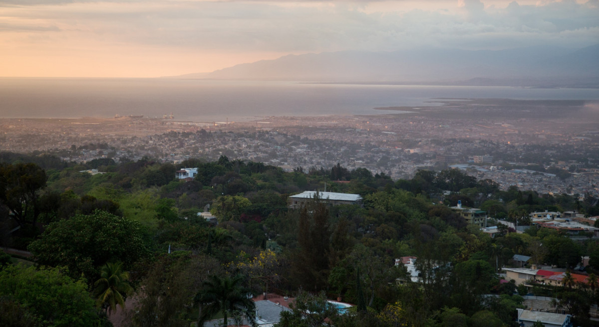 Stadtansicht der haitianischen Hauptstadt Port-au-Prince. Foto: Adveniat/Martin Steffen
