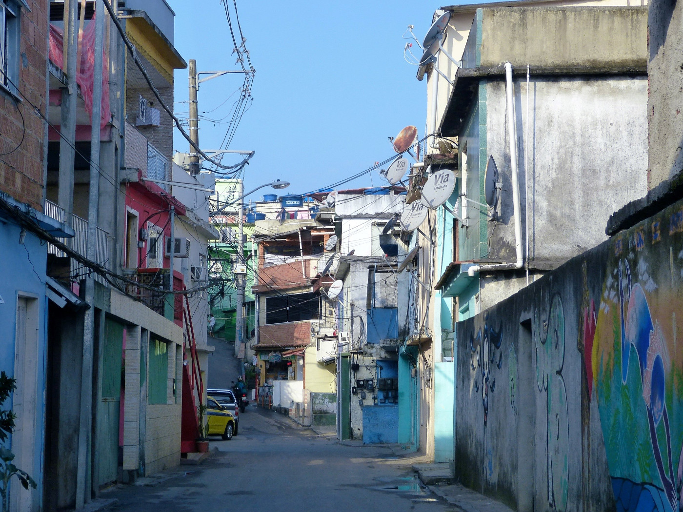 Viele Favelas in Rio de Janeiro werden von kriminellen Banden kontrolliert. Symbolbild (Favela Vidigal): Adveniat/Christina Weise