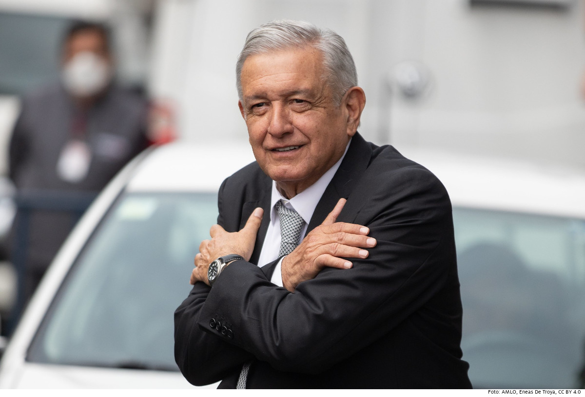 Präsident Andrés Manuel López Obrador auf dem Weg zur Pressekonferenz in den Rathauspalast in Mexiko-City am 24. Juni 2020. Foto (Symbolfoto): AMLO, 24 de junio de 2020, Eneas De Troya, CC BY 4.0