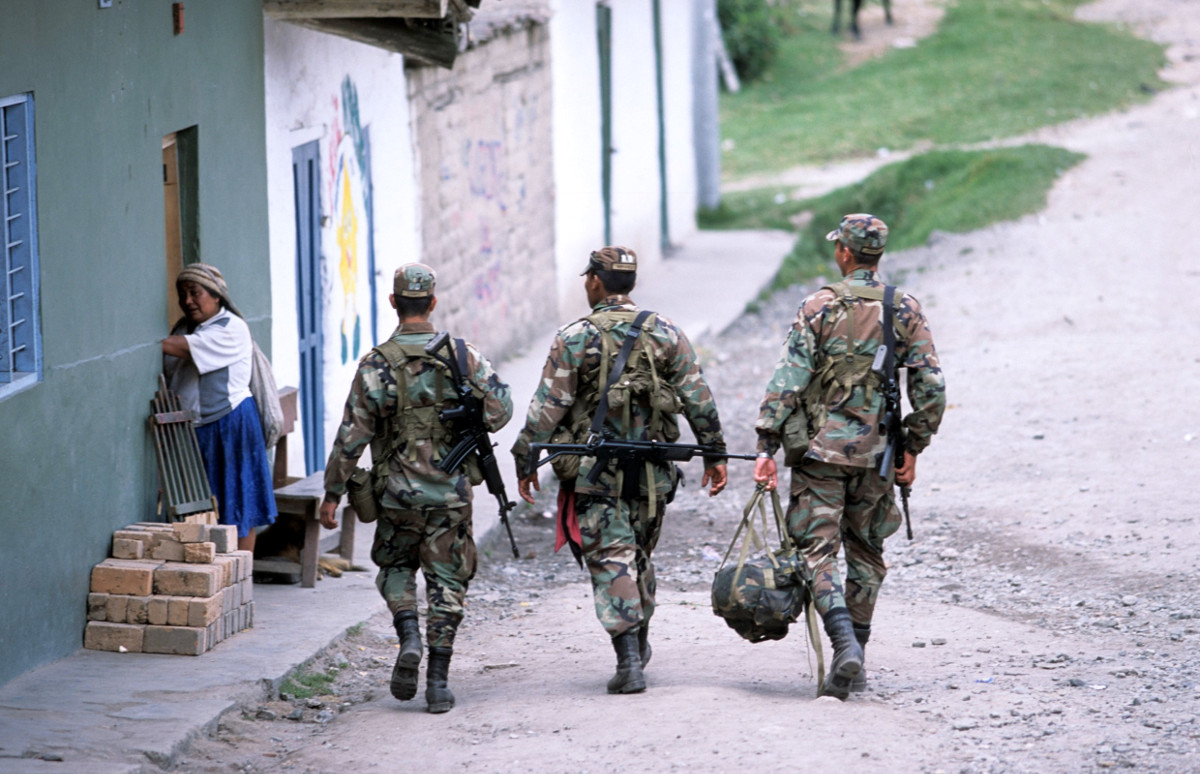 Kolumbianische Soldaten in der Bergregion Sierra Cauca. Foto (Symbolbild): Adveniat/Achim Pohl