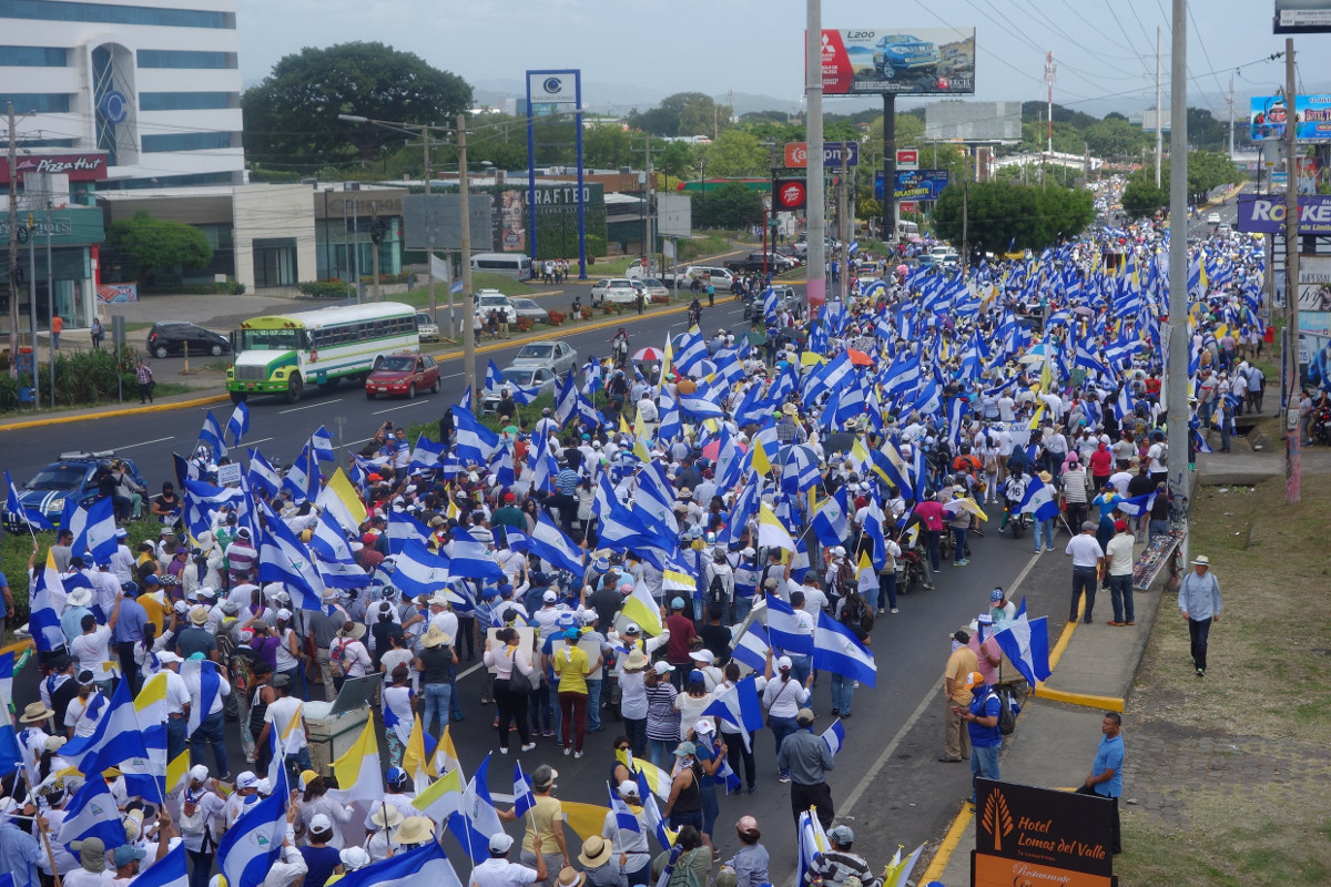 Demonstration in Nicaraguas Hauptstadt Managua zur Unterstützung der von der Regierung verfolgten Priester und Bischöfe am 28. Juli 2018. Foto: Adveniat/Klaus Ehringfeld