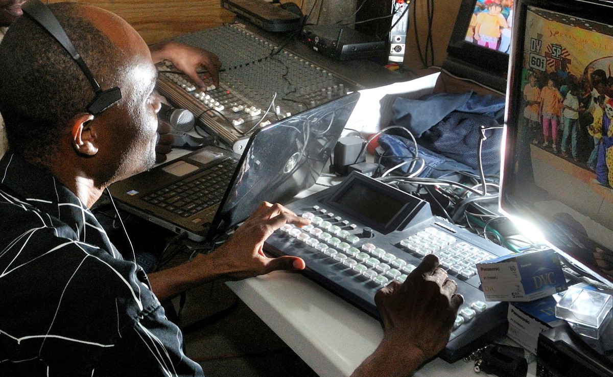 Studio eines Radiosenders in Haiti. Foto (Symbolbild): Adveniat/Florian Kopp