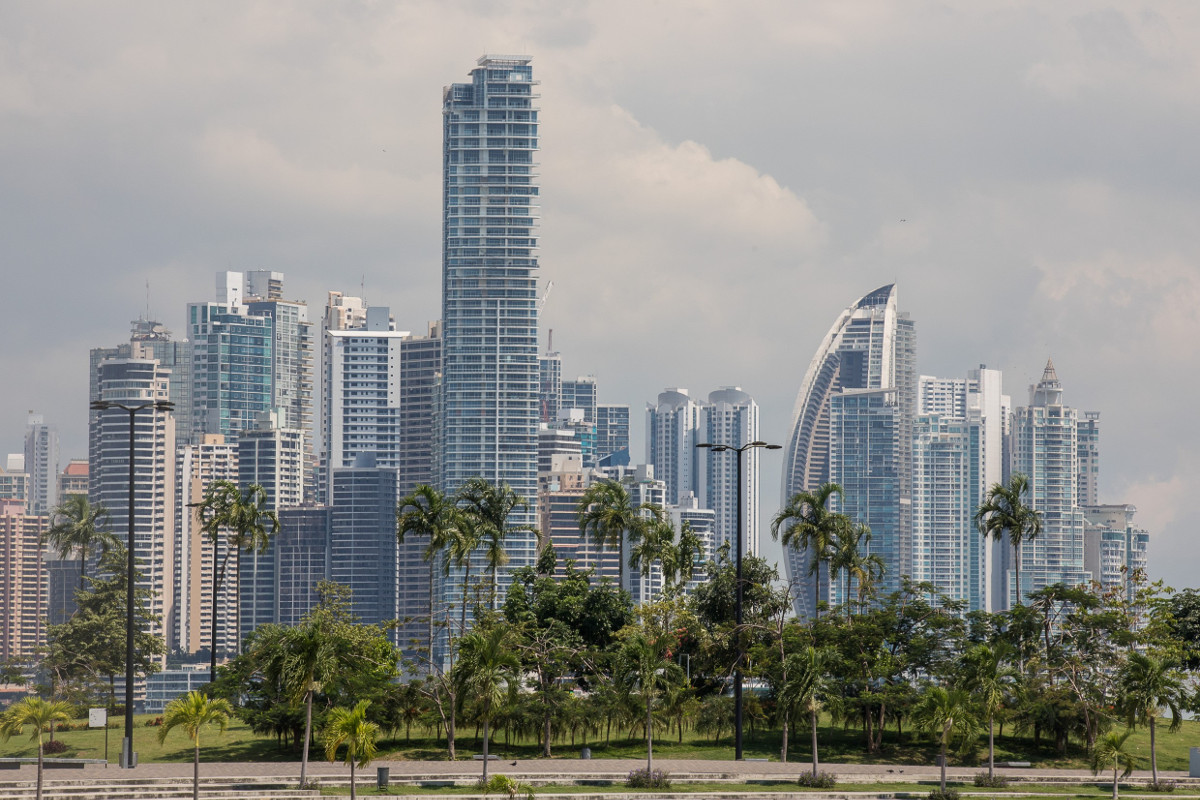 Panama-Stadt gilt wegen seiner niedrigen Steuersätze als einer der bevorzugten Standorte für so genannte "Briefkastenfirmen". Foto: Adveniat/Achim Pohl